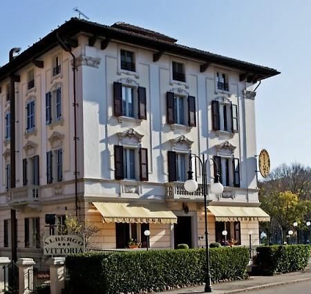 Albergo Vittoria Salsomaggiore Terme Exteriör bild