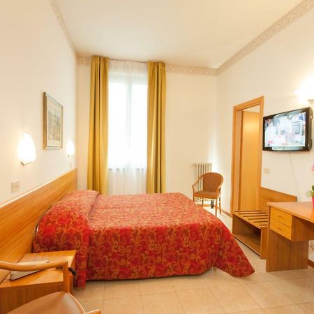 Albergo Vittoria Salsomaggiore Terme Exteriör bild